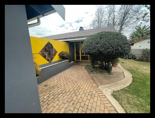 3 BEDROOM HOUSE FOR SALE IN BONAERO PARK